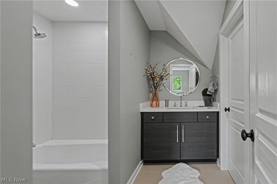 Kemp Crest Estates - Residential