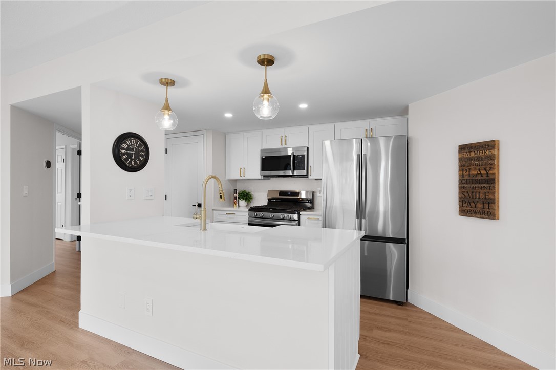 Beachcliffe Condo - Residential
