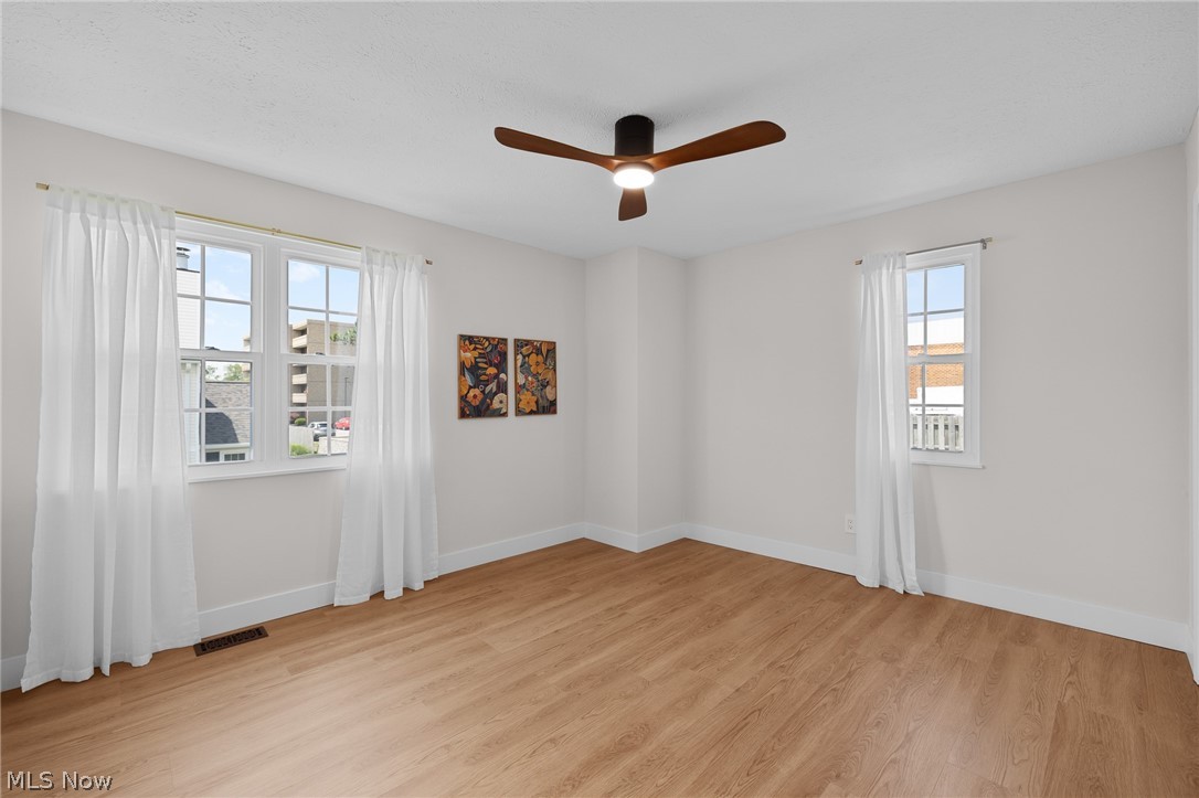 Beachcliffe Condo - Residential