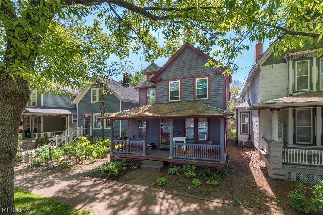 Barbara Lords - Residential Income