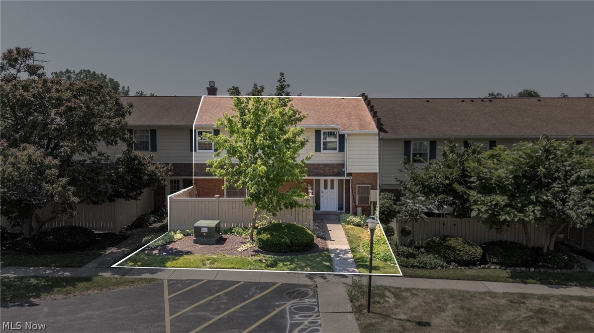Fairfax Manor Condo - Residential