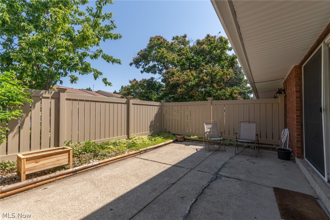 Fairfax Manor Condo - Residential