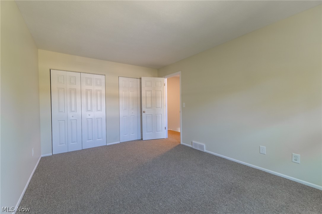 Fairfax Manor Condo - Residential
