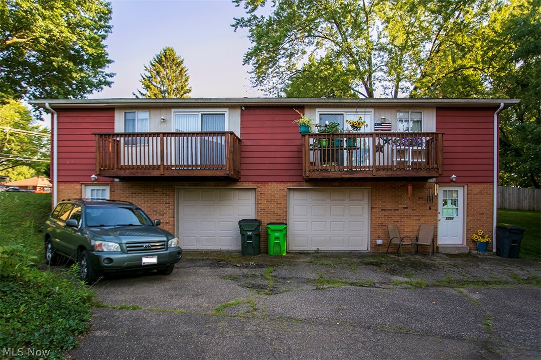Great investment property. Located in a beautiful residential area. Both units have a finished area in the lower level that could be used as a third bedroom. Laundry room in lower level. Units have a great floor plan with plenty of closet space and extra storage. This unit has newer patio sliding doors, newer down spouts & gutters.