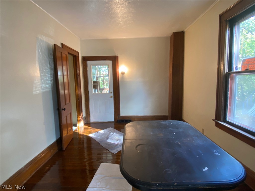 Elk - Residential