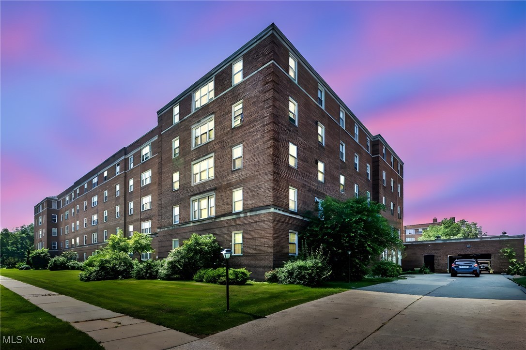 Prepare to be impressed by this elegant, modern, & beautifully remodeled 2-bedroom, 2- full bath ranch-style condo located in one of Shaker Heights’ most desirable & affordable buildings. Secure, well-maintained complex offers incredible value w/HOA fee that includes all utilities, trash, cable, & high-speed internet—plus amenities like indoor garage parking with a car wash bay, storage locker, & more. Pride of ownership is evident throughout this long-term owner-occupied home and building, and the care taken in every detail is sure to shine through. Step into the sunbathed interior and experience a space that has been thoughtfully updated over the past five years. From fresh paint to dramatic & durable luxury vinyl tile flooring, condo feels both stylish & comfortable. The centerpiece is the stunning 2025 remodeled gourmet kitchen, complete with a premium stainless steel range, added dishwasher, modern hardware, deep sink, custom tile backsplash, and a must-see oversized walk-in pantry that every cook will love. Split-bedroom layout offers privacy, with each bedroom featuring its own refreshed full bath, ideal for roommates, guests, or quiet living. The spacious great room floods with natural light and makes entertaining or relaxing easy and enjoyable. Additional updates include a new electrical breaker box in 2023 and a high-floor location offering peaceful views. This move-in-ready home is a true gem—affordable, convenient, & loaded with value. Call today and fall in love with this exceptional Shaker Heights condo.