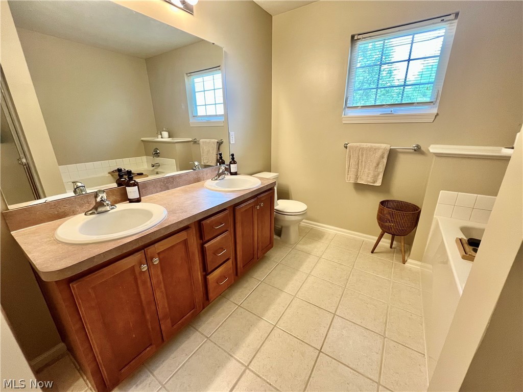 Middle Ridge Condo - Residential