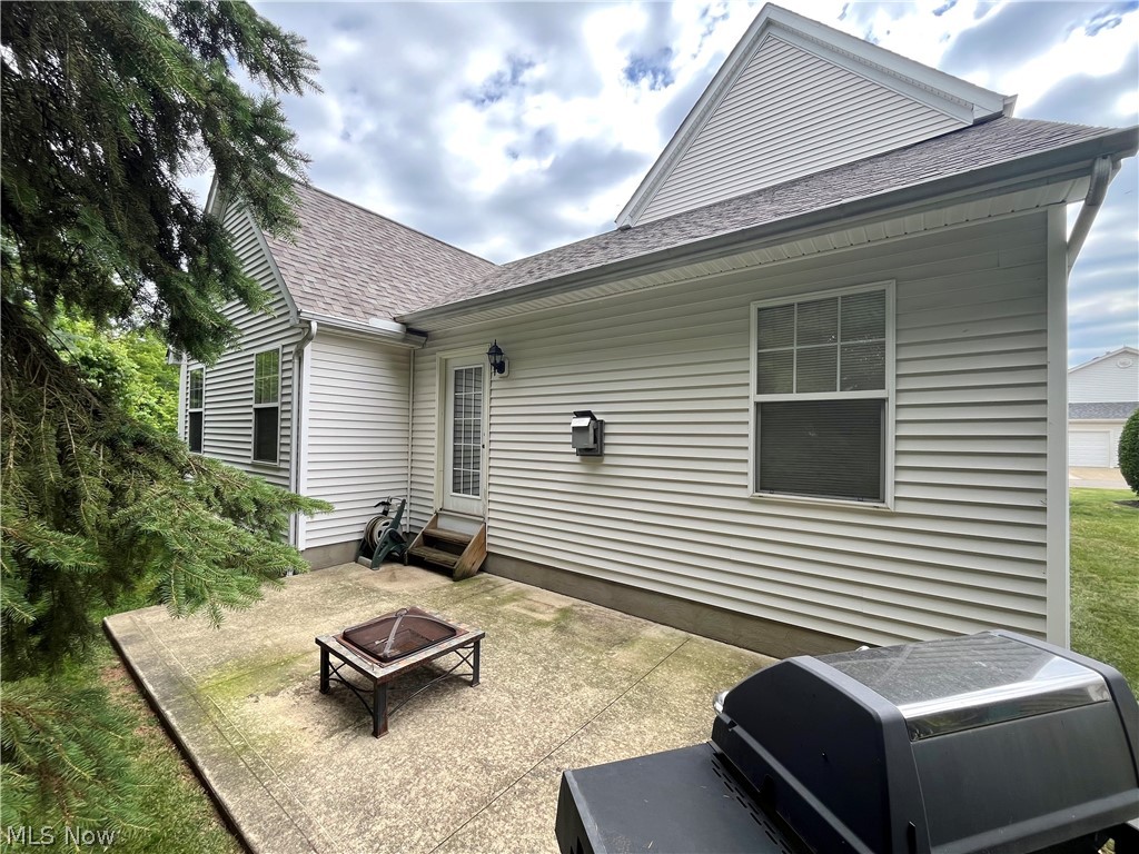 Middle Ridge Condo - Residential