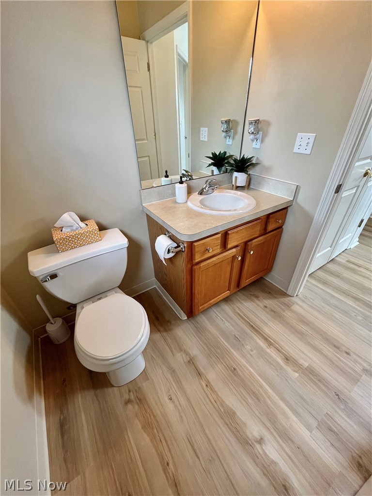 Middle Ridge Condo - Residential