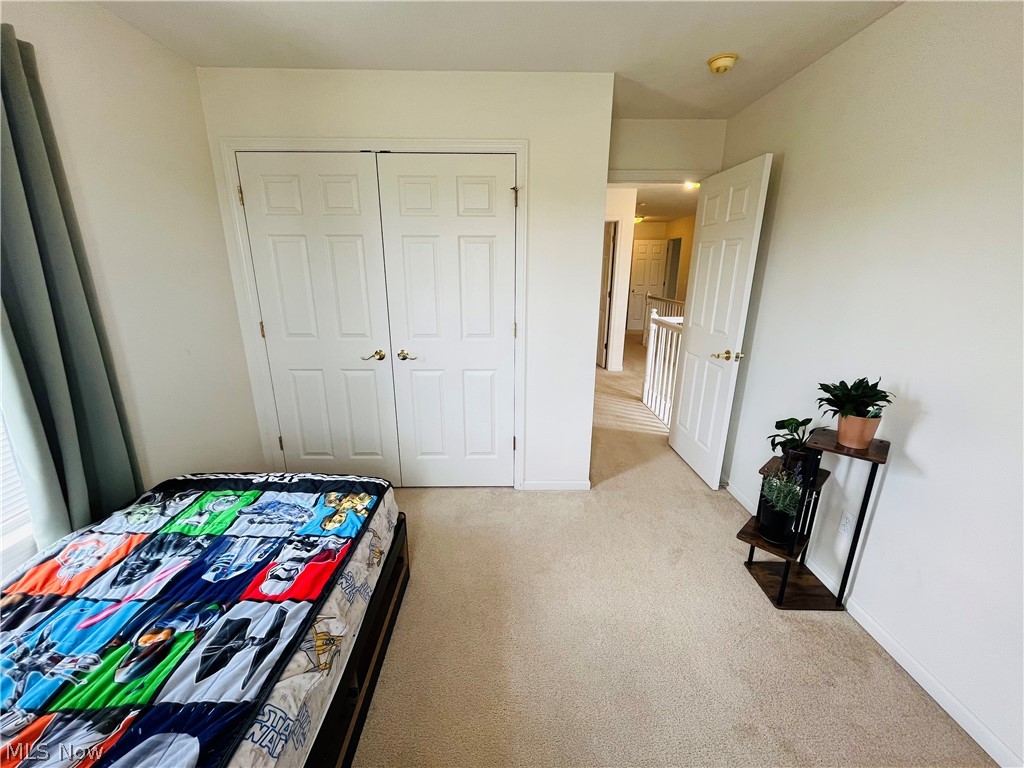 Middle Ridge Condo - Residential
