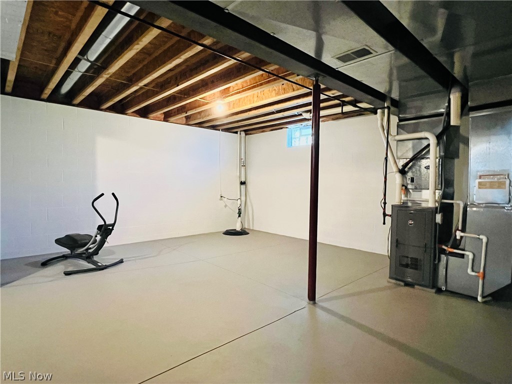 Middle Ridge Condo - Residential