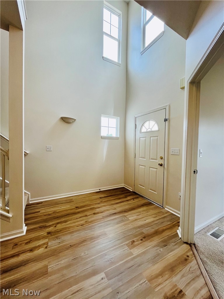 Middle Ridge Condo - Residential