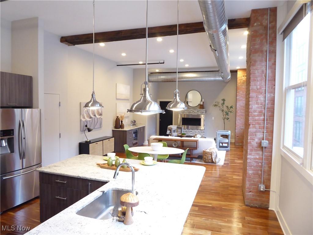 Warehouse District - Residential Lease