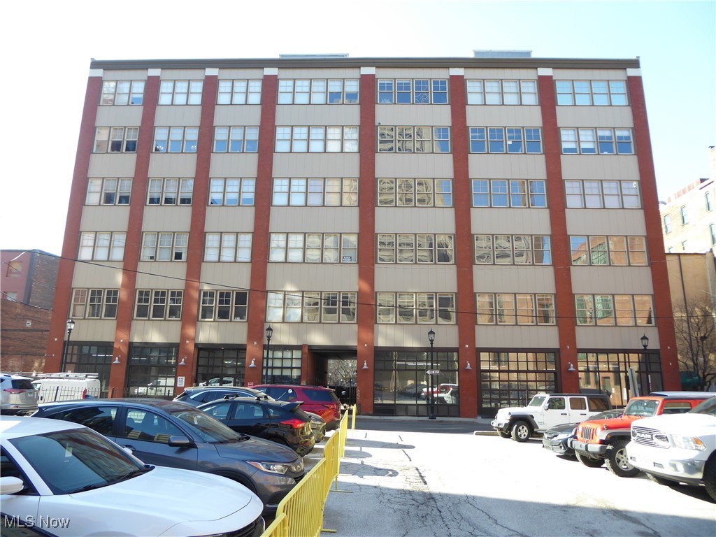Warehouse District - Residential Lease