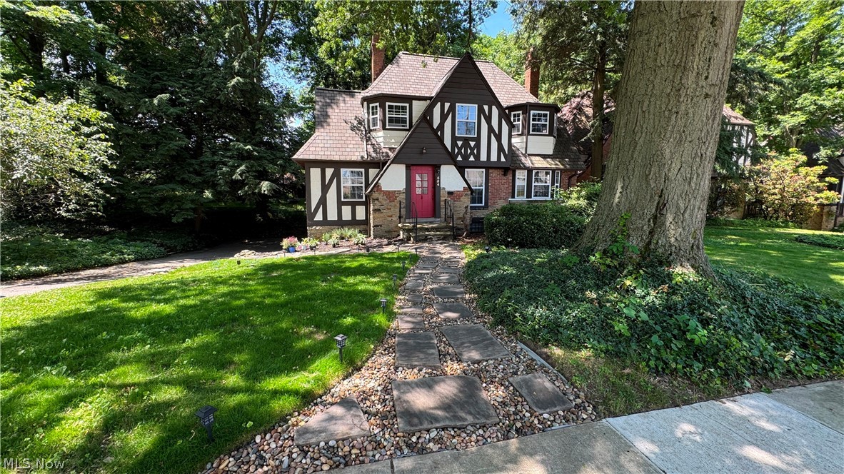 Belvoir Monticello Sub/W T Arn - Residential