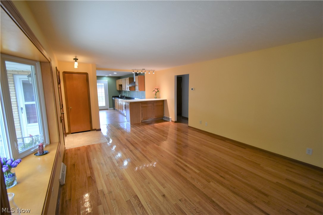 Crestwood - Residential