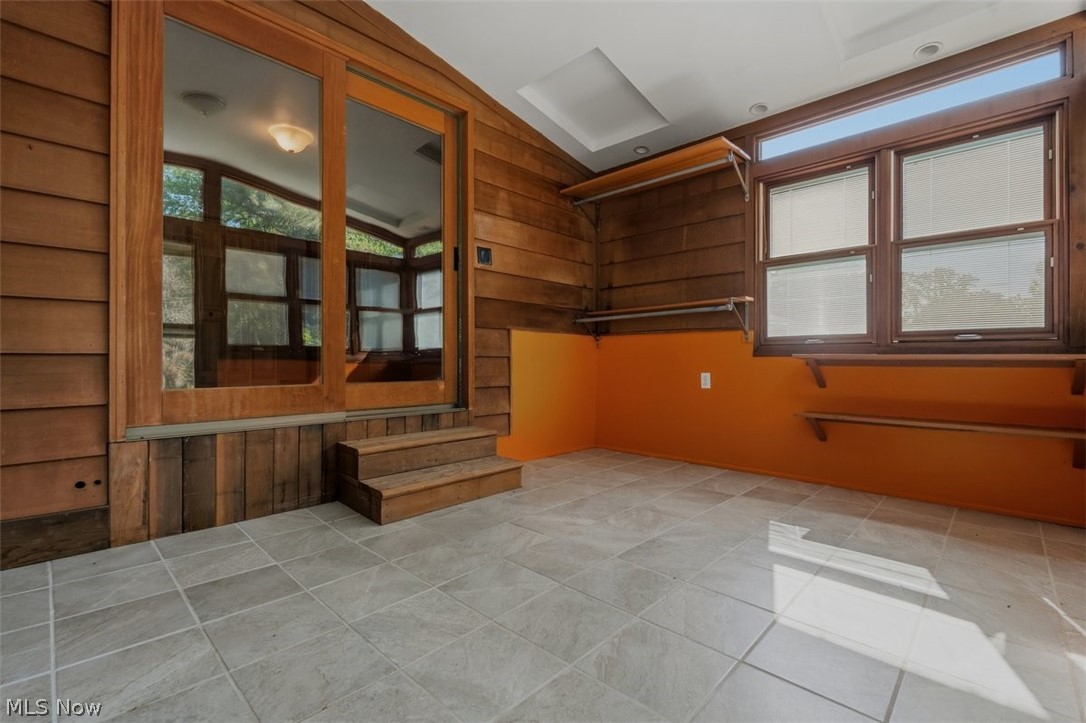 2nd Add Friendly Acres - Residential