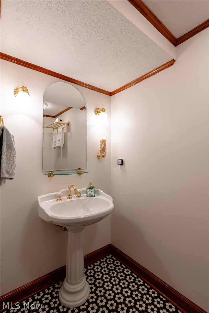 Wbw Investment Co Inc White - Residential