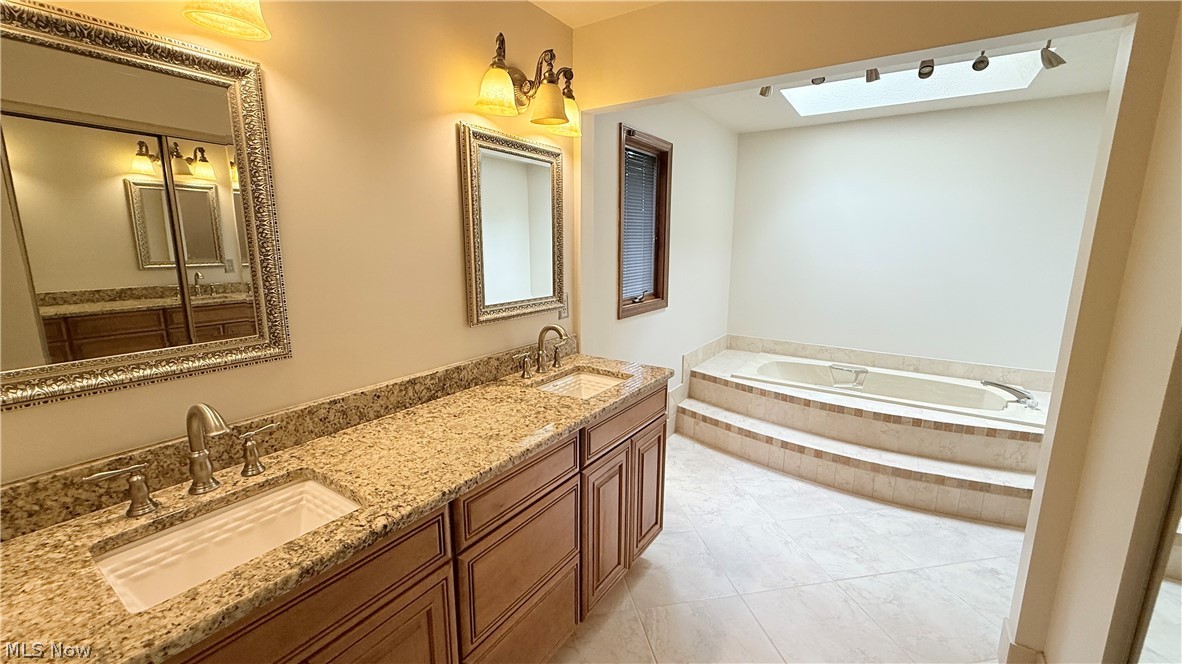 Seneca Woods - Residential