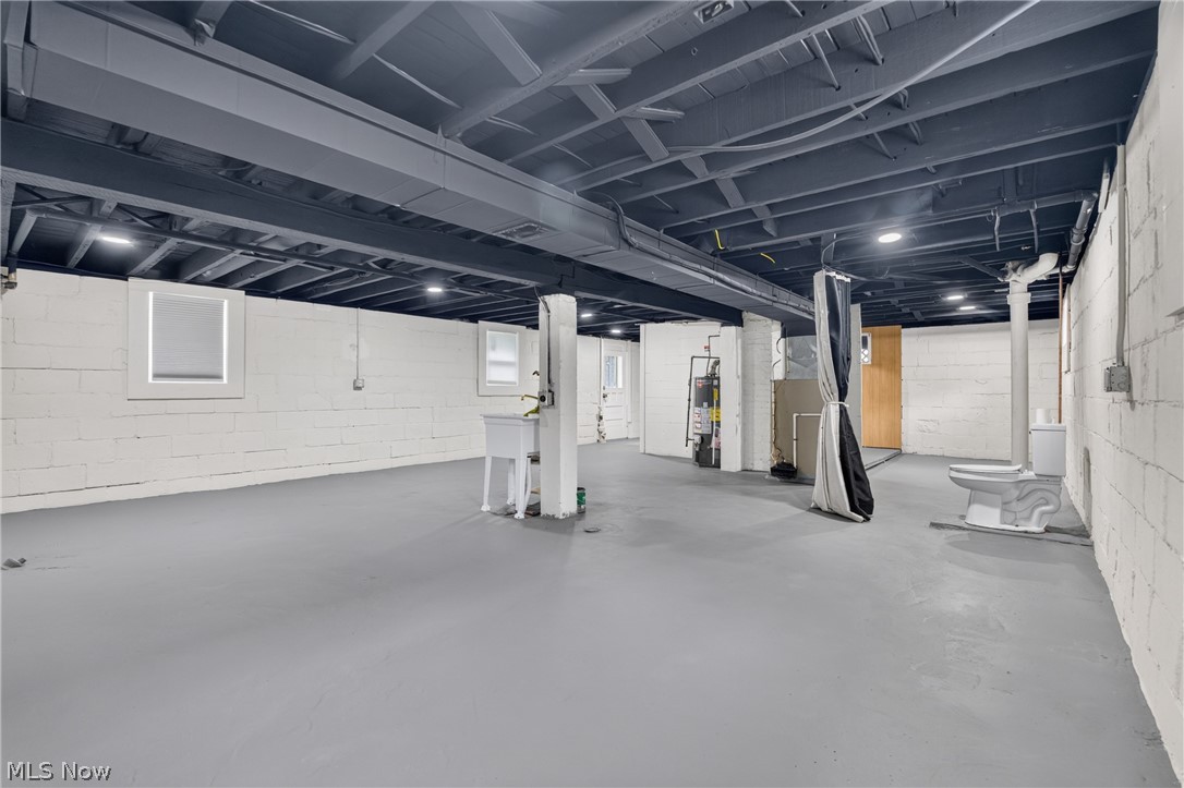 Village/Lowellville - Residential