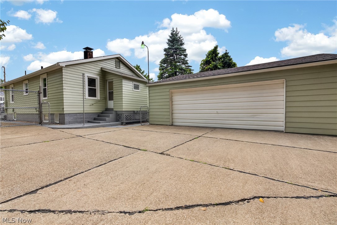 Village/Lowellville - Residential