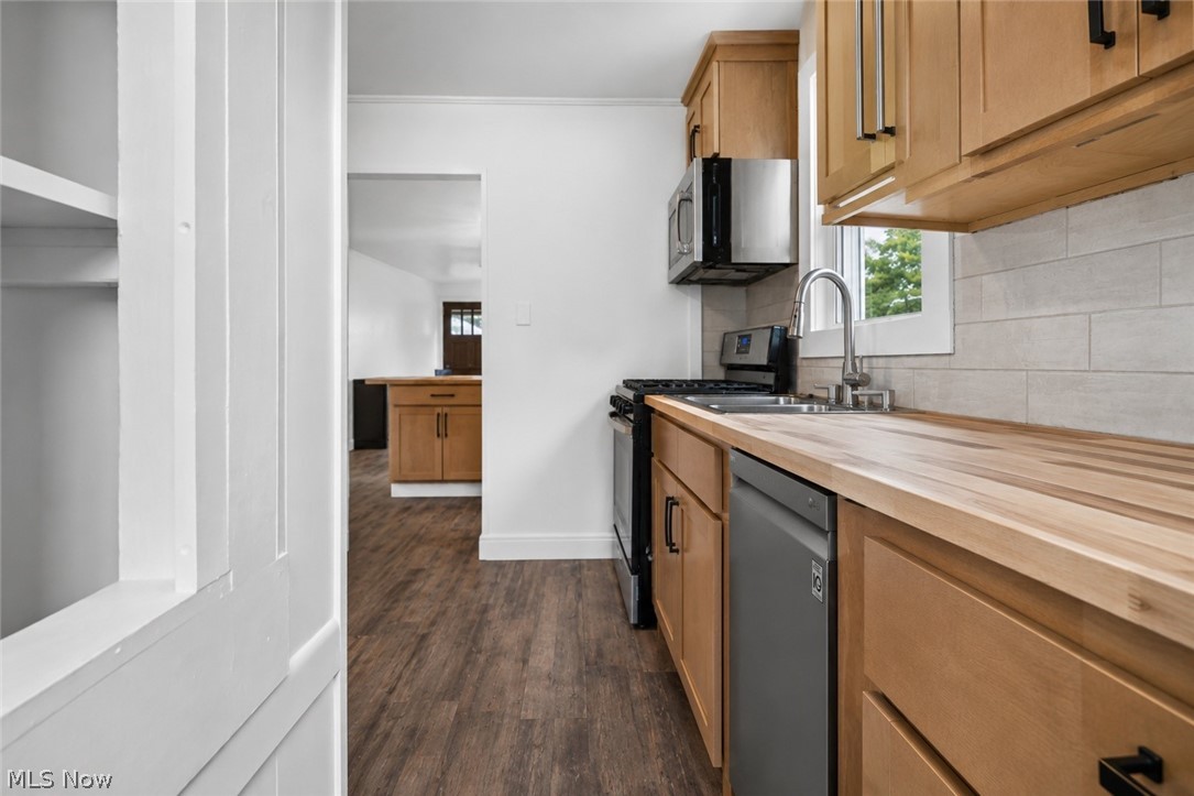Village/Lowellville - Residential