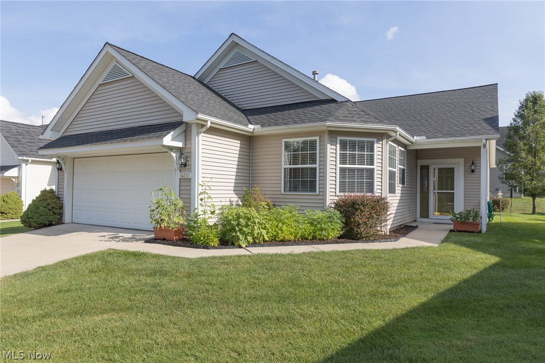 Desirable detached ranch cluster on a quiet Cul de Sac in Ohio's premier gated 55+ community, Greenbriar at River Valley!  The open floor plan is sure to please! The great rm/dining rm combo features fresh neutral paint & newer carpet. The slider leads out to a nice sized patio. The lovey trees provide a natural screen for privacy. The kitchen is a cook's delight! There are lots of cabinets, loads of prep space, & a nice pantry! All appliances stay! The 11 x 7 dinette is perfect for causal dining & it features lovely windows that let in tons of natural light! Retire to the spacious master suite complete w newer carpet, a large walk in closet, a separate 2nd closet, & a private master bath w walk in shower & large linen closet. There is  a spacious guest room w newer carpet, a nicely appointed full guest bath, and a convenient first floor laundry complete w washer, dryer and utility tub that complete this offering! Updates include: carpet in bedrooms 8/2022, refrigerator and microwave a
