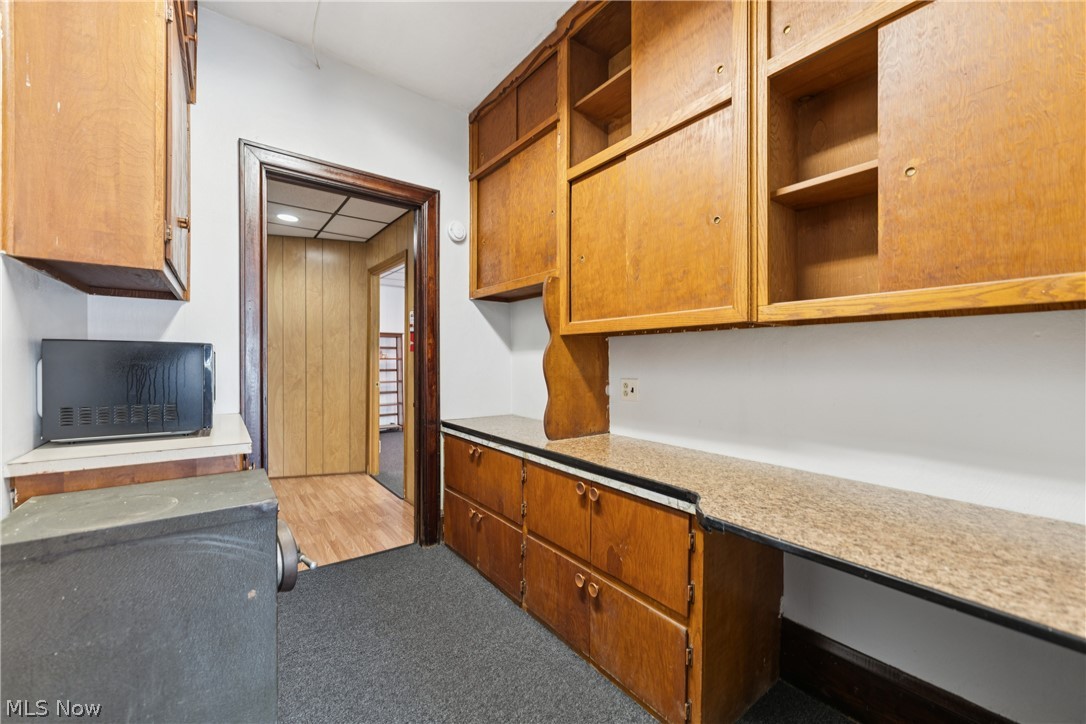 Barberton - Commercial Sale