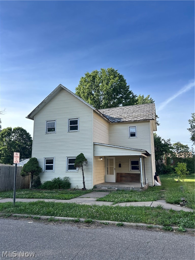 Look no further for the perfect investment property ! Conveniently located close to town and restaurants this would make a great rental or home for someone willing to take on a project ! Newer appliances include the Hot Water Tank (2023) and the Furnace (2022). This property could also be converted to a 4 bedroom with the dining room downstairs. Spacious backyard with an attached covered storage room connected to the back patio as well as a shed. Schedule a showing today !