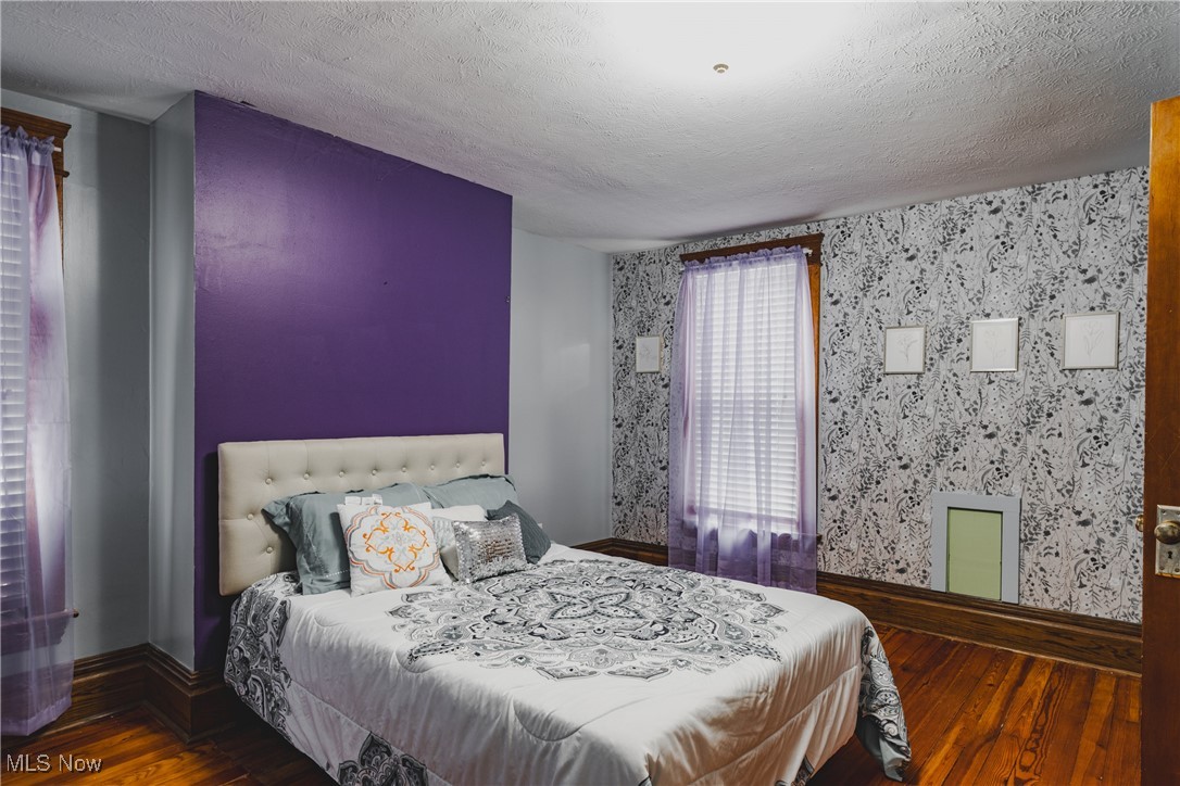 H C Hopkins Ad - Residential