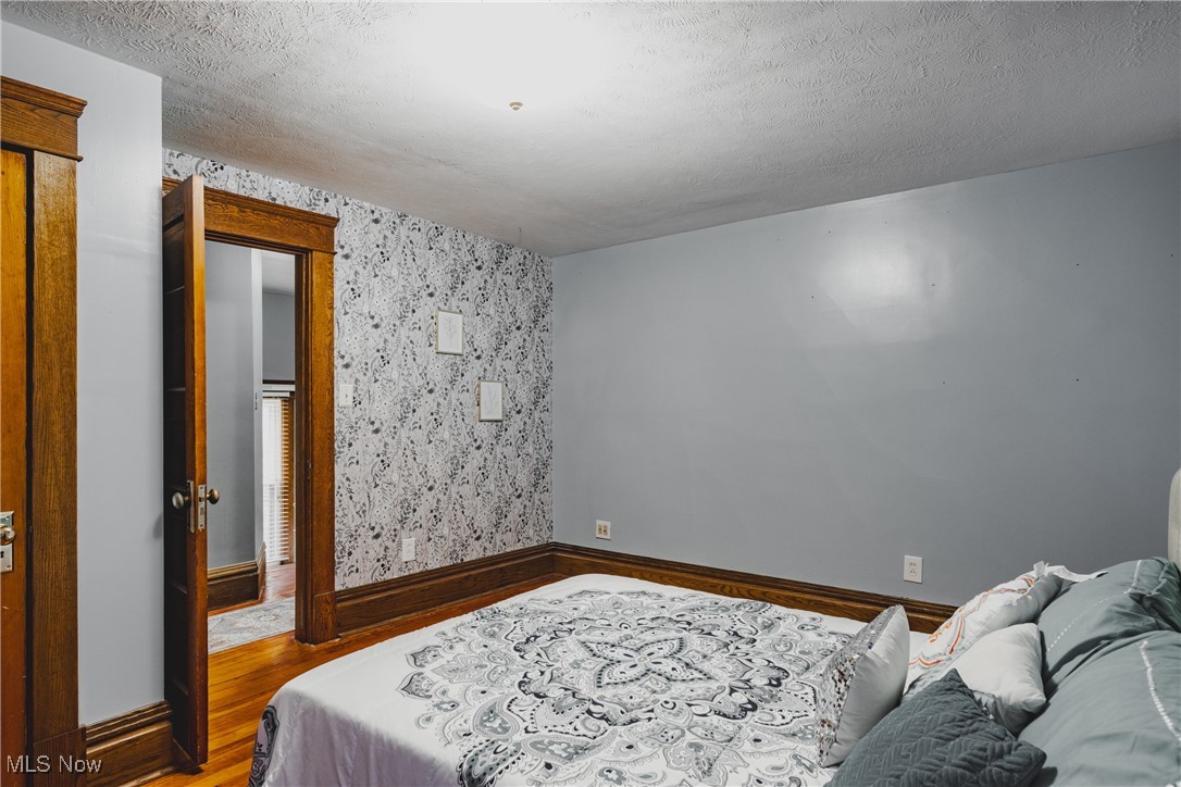 H C Hopkins Ad - Residential