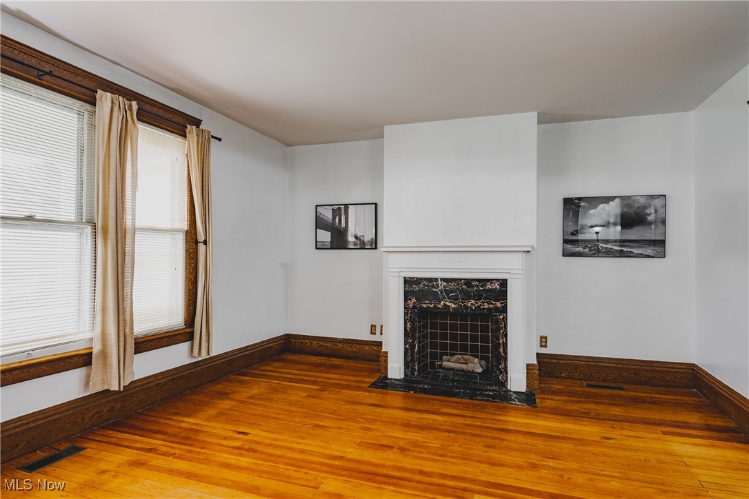 H C Hopkins Ad - Residential