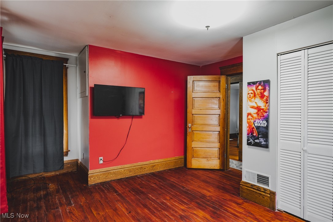 H C Hopkins Ad - Residential