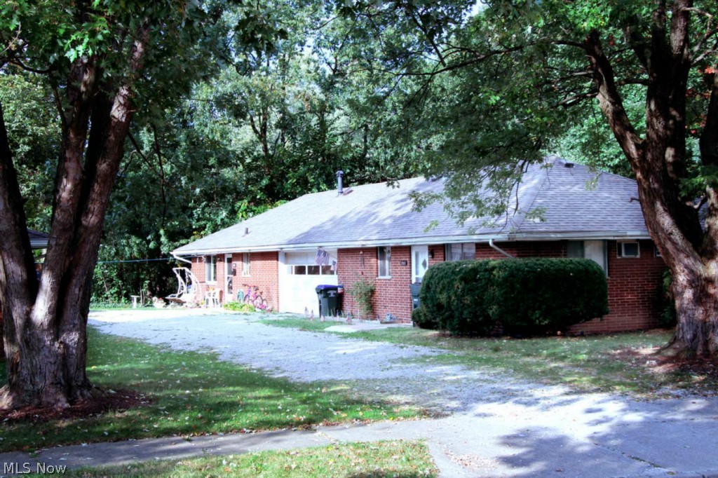 This duplex being sold in tandem with 3279-3289 Kilarney.  Great investor opportunity.  New roof in 2011,  Front unit has updated handicap fixtures bath. Long term tenants on month to month leases.  Great for investors or owner occupants.  Very desirable Cuyahoga Falls location close to shopping, restaurants and recreational areas.  Cuyahoga Falls school district.  Call for an appointment today.