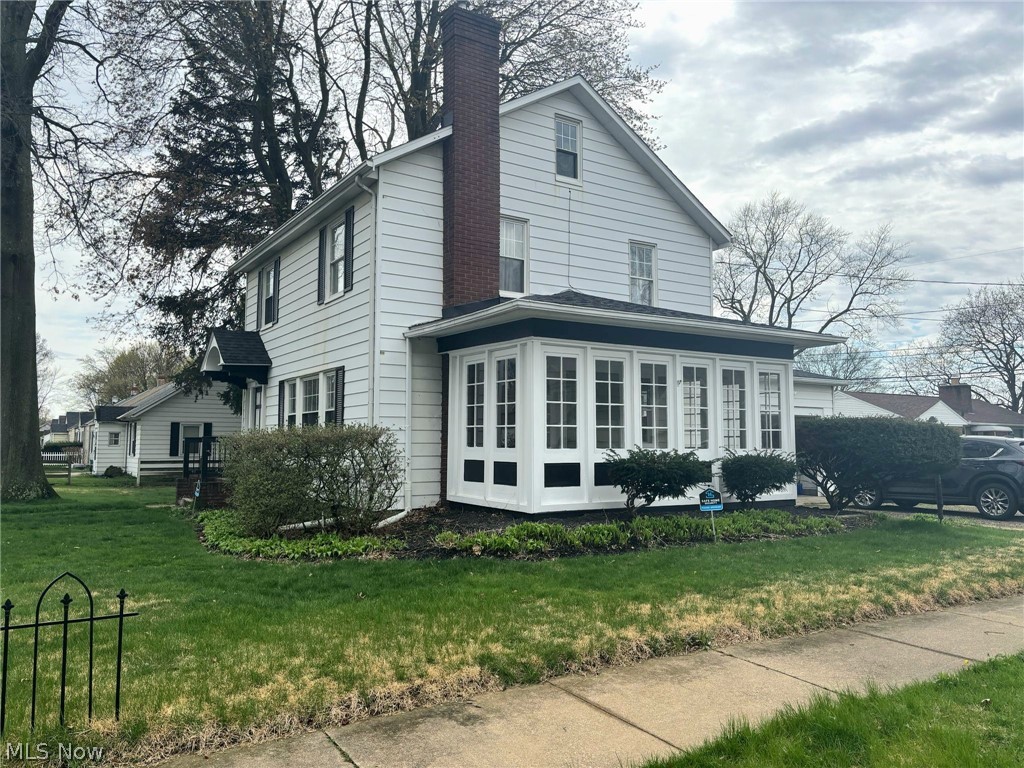 Newly listed! 844 Cordova Avenue in the Delia Park neighborhood of Akron. Recetly updated 3-bedroom, 2-full-bath home includes a finished attic,  perfect for a fourth bedroom. The home boasts new flooring, a subway tiled kitchen, a cozy fireplace, a front porch, and a large extra lot for future expansion. Currently tenant-occupied at $1,700/month but can be delivered vacant. Don’t miss out—schedule your tour today (24-hour notice required)!"