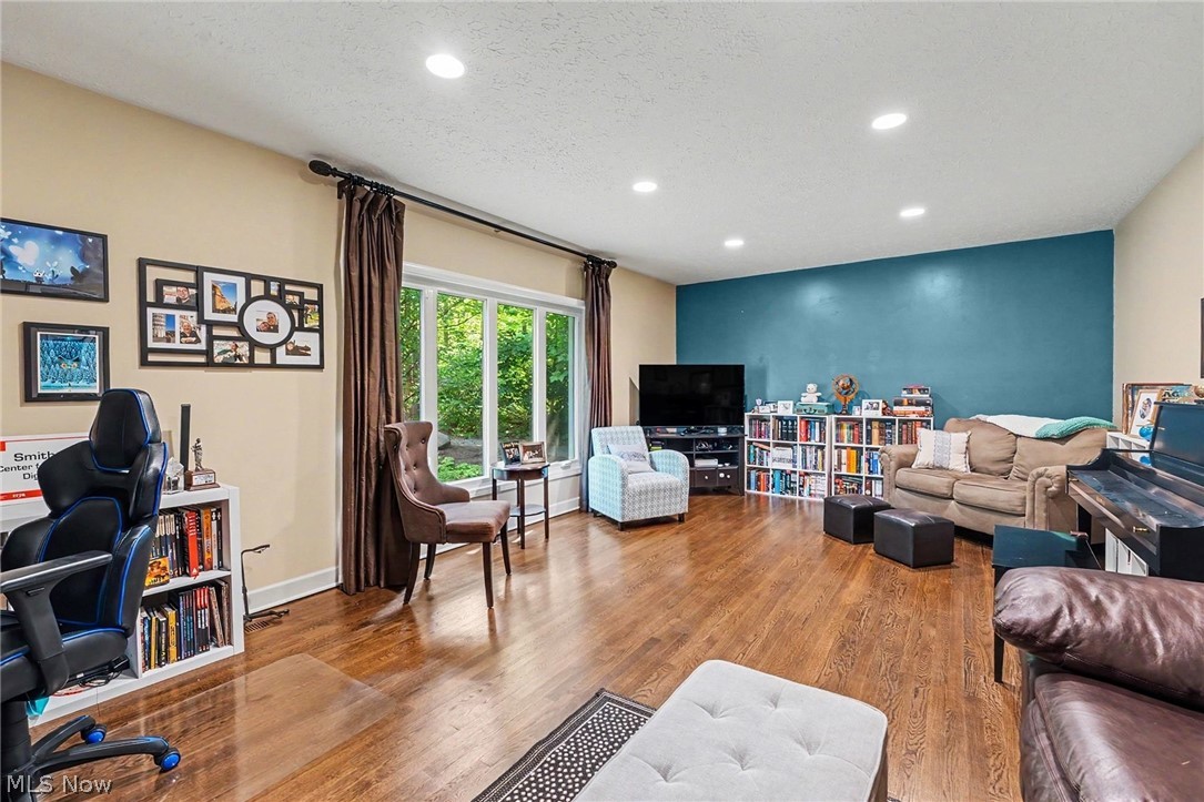 Mayfield #2 - Residential