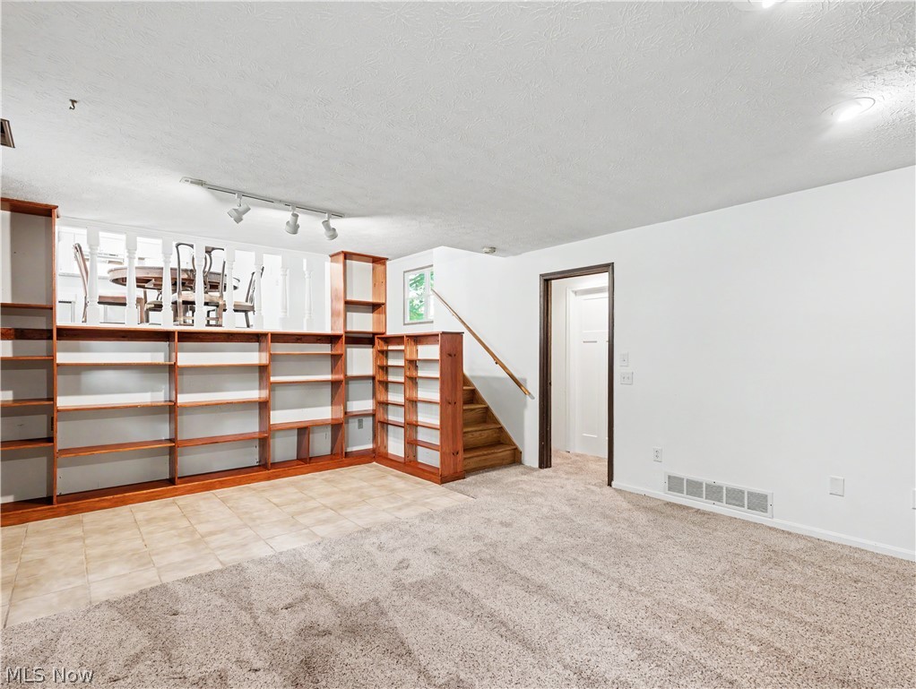 Meadow - Residential