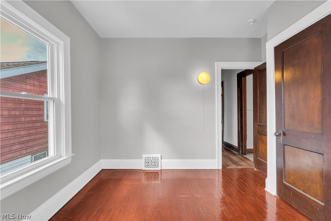 Rockefeller & Andres - Residential Lease