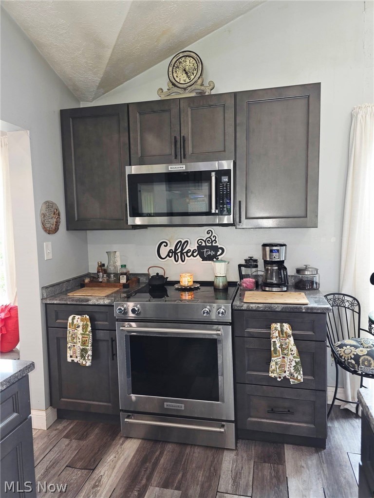 Sprucewood Const Cos Indian - Residential