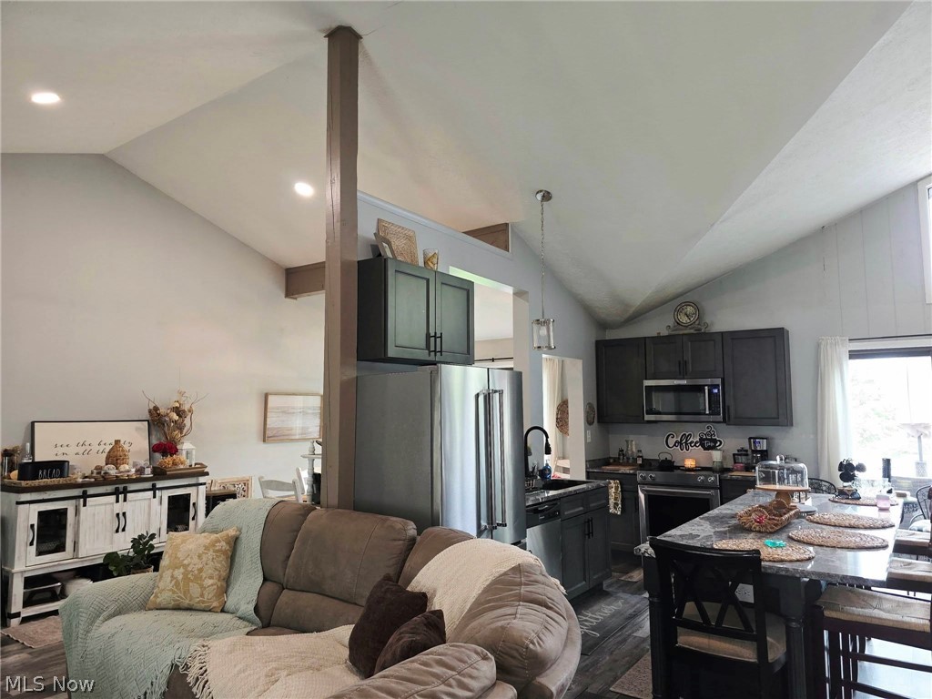 Sprucewood Const Cos Indian - Residential