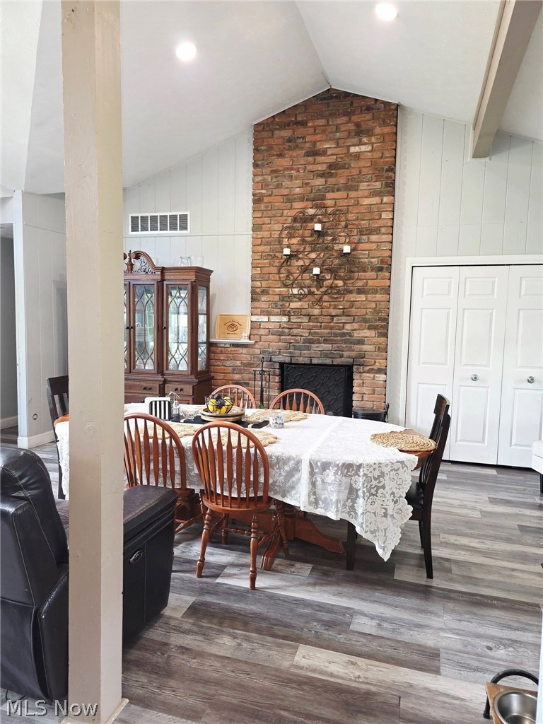 Sprucewood Const Cos Indian - Residential