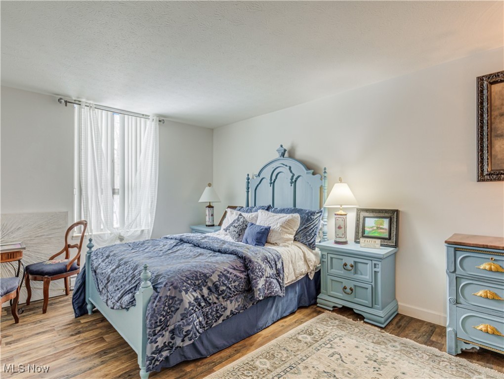 Silver Lake Towers Condo - Residential