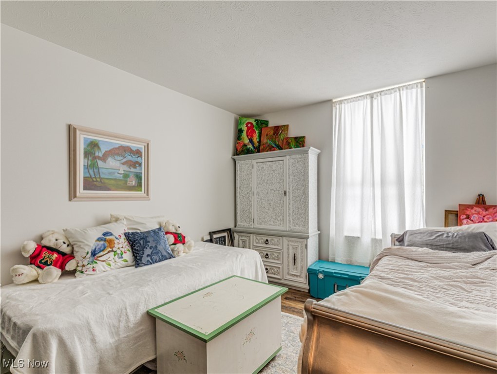 Silver Lake Towers Condo - Residential