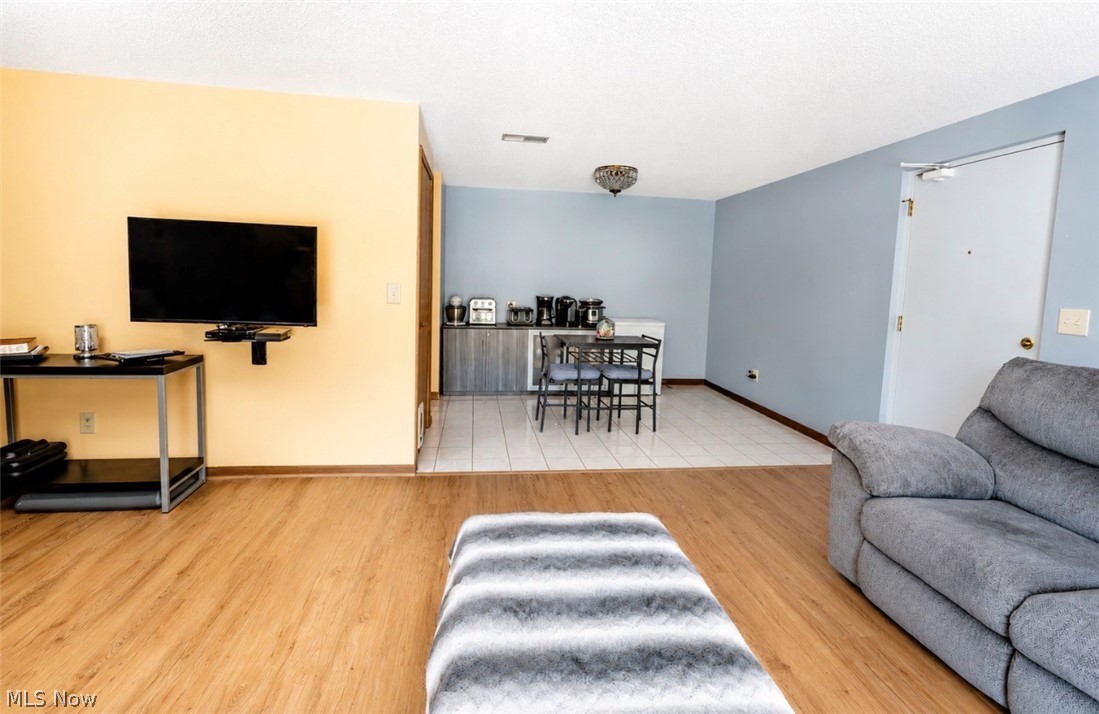Hidden Creek Condo - Residential