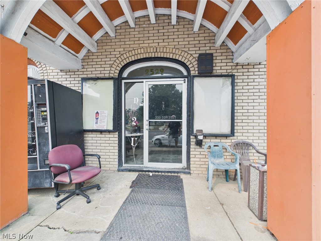 Canton - Commercial Sale