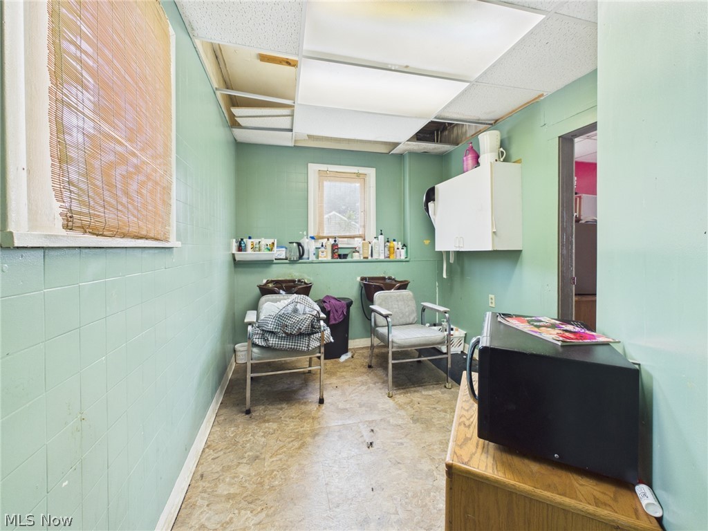 Canton - Commercial Sale