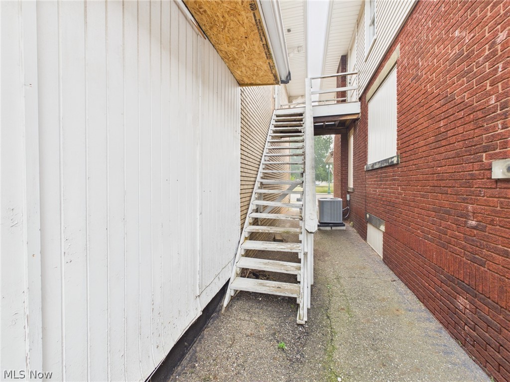 Canton - Commercial Sale