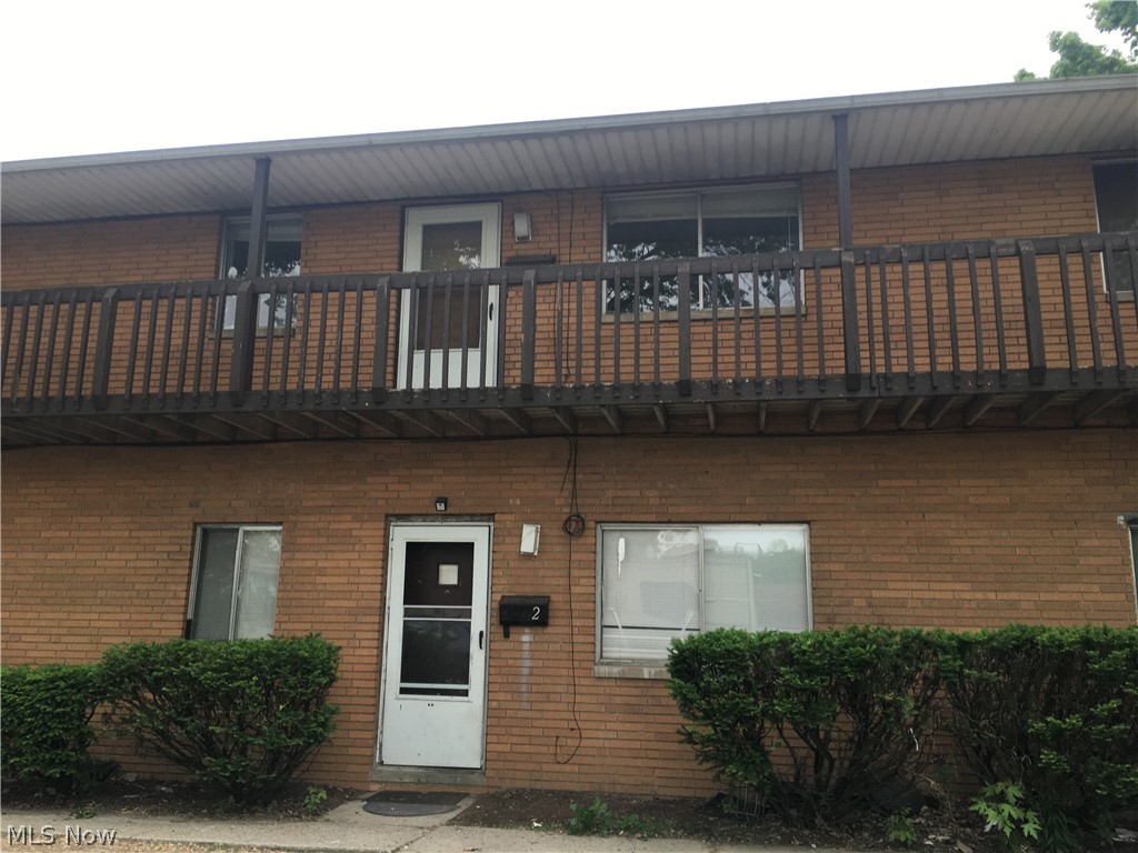 Two bedroom apartment with modern flooring and grey décor. Apartment home is located on second floor of the building with garden style entrance. Living room  has large picture window, kitchen equipped with refrigerator and stove. Utility closet includes private washer and dryer hook up. Two bedrooms, one on the smaller size, perfect for an office. Tenant will be responsible for gas and electric. Off street parking available. All interested applicants will be able to apply online with a $50 application fee per adult.
