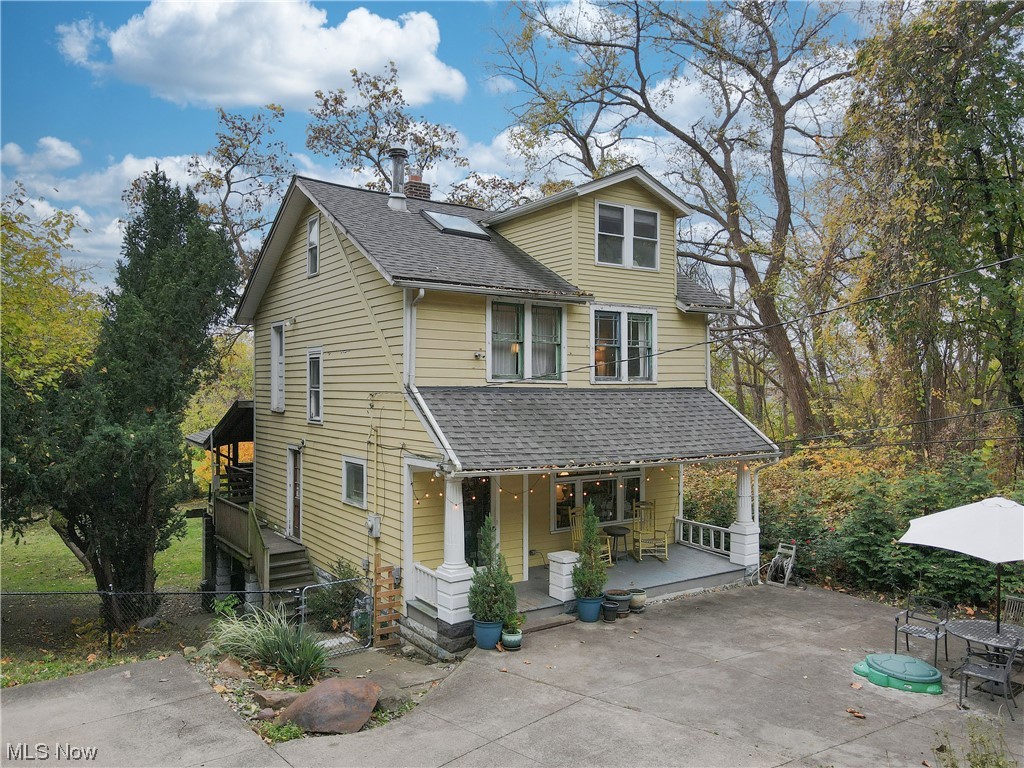 Truly one-of-a-kind Three Bedroom Tremont Century Home for lease. Entertain in this private backyard Oasis, fit of a wedding, that backs into the Metropark renovated Clark Fields. Home blends historical charm and modern comforts; oak floors, original windows, China cabinets, front porch, walk-up loft from a bedroom, w/ SS appliances, fresh carpet, and two-car garage for parking!  Short walk to the dog park, Tremont Bars/Restaurants, Lincoln Park. Pets considered.