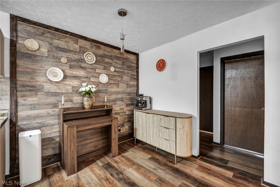 Misty Lake Vlg/Mdws Ph Condos - Residential